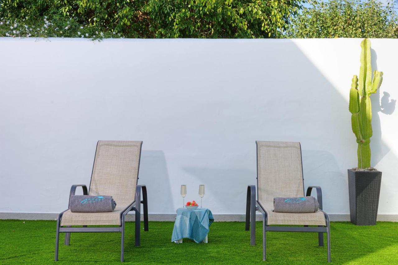 Villa Mamba By Seric,15' Walking To The Beach ตอร์เรโมลิโนส ภายนอก รูปภาพ